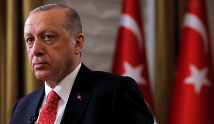 مجلة فرنسية تعلق على شكوى أردوغان ضدها
