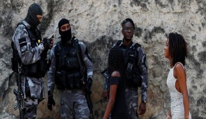 مقتل 17 شخصا من عصابات الاتجار بالمخدرات في البرازيل