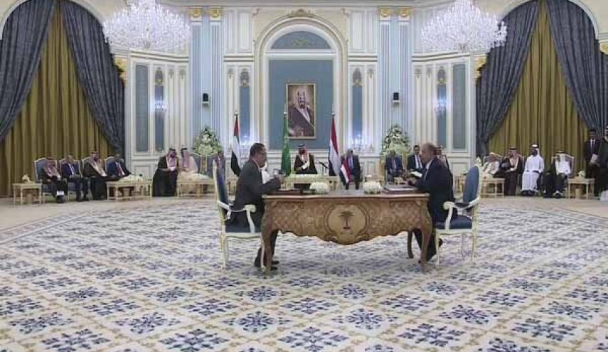 انتقاد تند وزیر هادی؛ با «توافق ریاض»، اداره یمن به «ائتلاف» منتقل شد