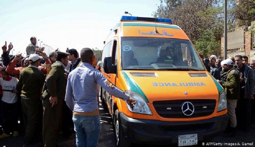 إصابة 28 طالبا فى انقلاب حافلة بمصر .. اليكم التفاصيل