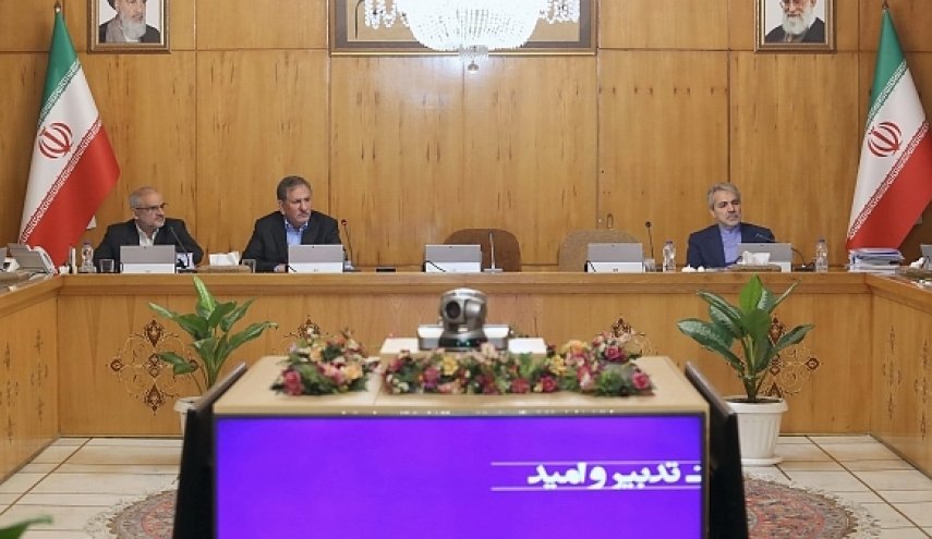 اعتبارات لازم برای جبران خسارت‌های زلزله استان آذربایجان شرقی تصویب شد/ بازنگری مصوبه واردات خودرو برای وزارت راه و شهرسازی