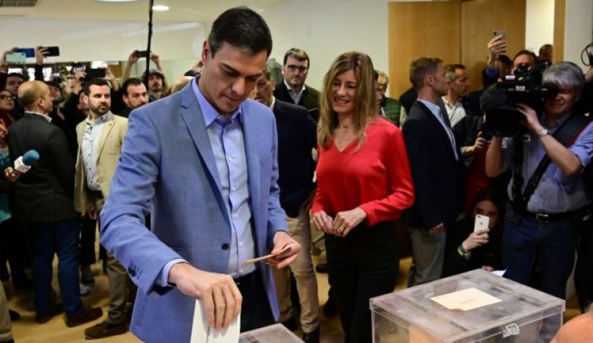إسبانيا.. الاشتراكي يتصدر الانتخابات واليمين المتطرف يتقدم
