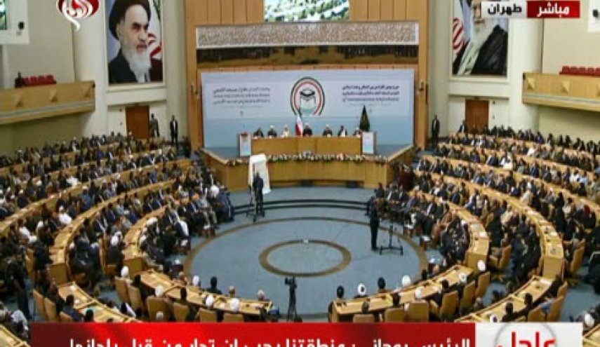 رئیس جمهور: افکار عمومی دنیا اجازه نخواهد داد فلسطین از موضوع اول جهان اسلام خارج شود
