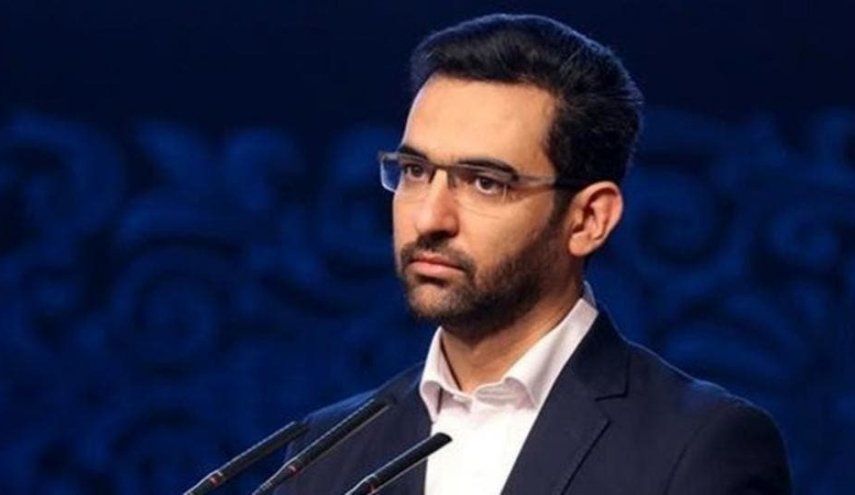 آذری جهرمی: اینترنت داخلی معنا ندارد
