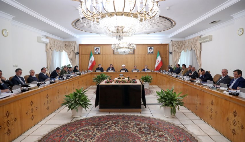 ملت ایران آزمایش خود را با نمره بالایی قبول شد؛ امروز نوبت مسئولان است/ باید در برابر مزدورانی که علیه امنیت کشور اقدام می کنند، قاطع باشیم