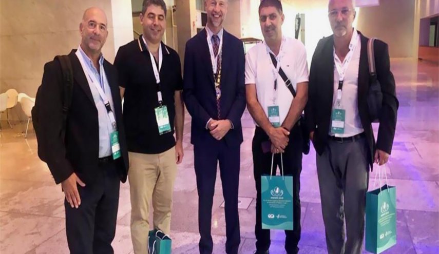 قطريون غاضبون من استضافة الدوحة وفدا طبيا اسرائيليا
