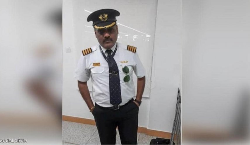 هندي يتقمص شخصية طيار للحصول على مقاعد مريحة