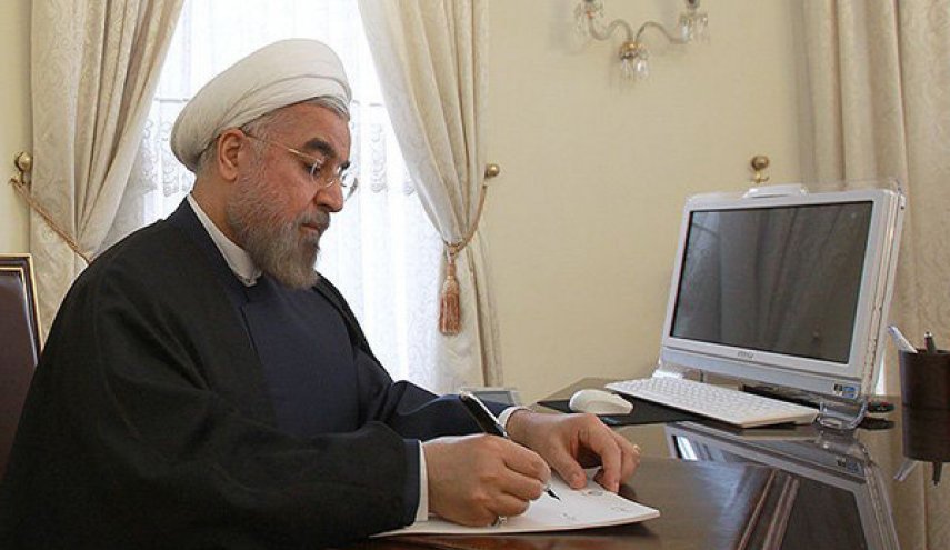 روحانی: دولت به دنبال مهیا کردن بستر اجرای قانون حمایت از حقوق معلولان است
