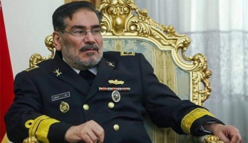 دیدار دبیر شورای عالی امنیت ملی با خانواده جانباختگان حوداث اخیر