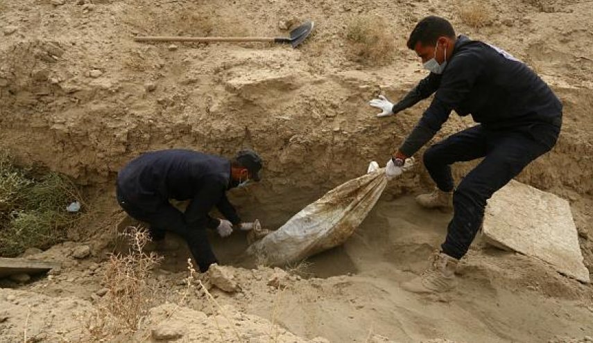 کشف 15 گور دسته‌جمعی جدید در غرب عراق
