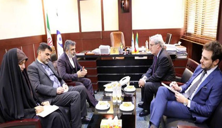 گفت وگوی سفیر فرانسه با کمالوندی در باره برجام