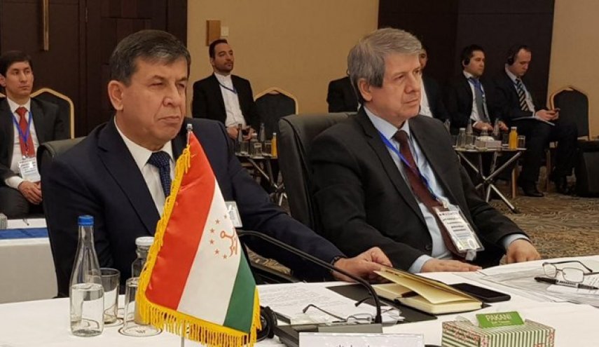 تاجیکستان: باید به بیش از 40 سال جنگ در افغانستان پایان داده شود

