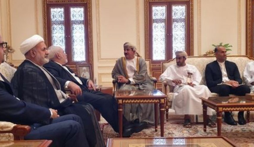 دیدار ظریف با وزیر دفتر سلطان عمان
