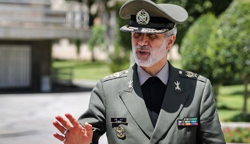 امیر حاتمی: رزمایش‌های نیروهای مسلح طبق برنامه انجام می‌شود
