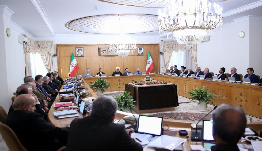 فشارهای اقتصادی آمریکا منحصر به ملت ایران نیست/ برغم تحریم ها و فشارها، شرایط کشور در همه زمینه ها به مراتب بهتر از سال گذشته است