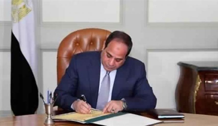 السيسي: الجيش يتحمل مسؤولية مدنية الدولة