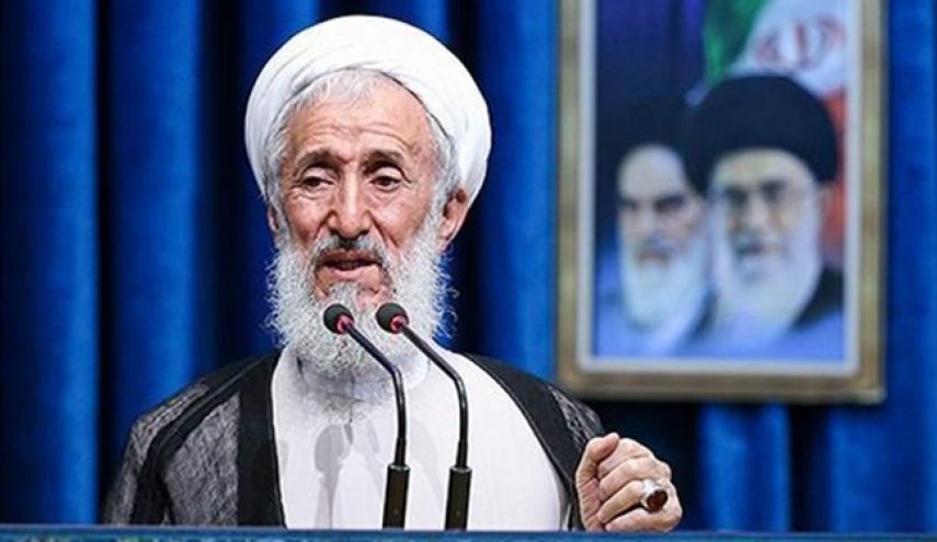 خطیب جمعه تهران: از سرنوشت کسانی که دیروز با انقلاب بوده و امروز در فتنه‌اند باید عبرت گرفت
