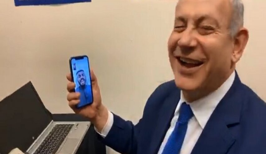 شعرخوانی جنجال آفرین فعال سعودی برای نتانیاهو!