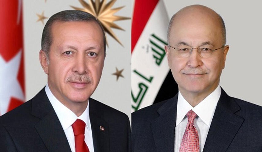 گفت‌وگوی تلفنی «اردوغان» با رئیس‌جمهور عراق همزمان با تشییع پیکر شهدا در بغداد