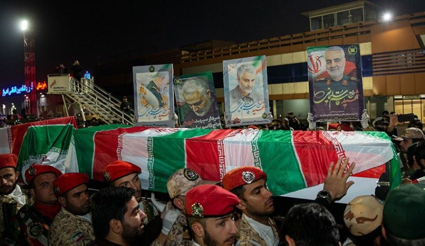 لحظه به لحظه با تشییع پیکر شهید سلیمانی و هم‌رزمانش در ایران