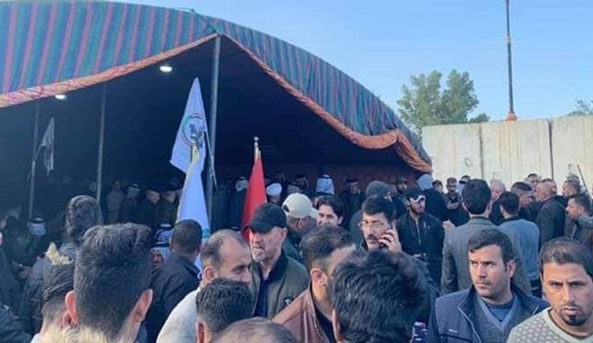 پرچم آمریکا و اسرائیل؛ زیر پای مردم عزادار «دیالی» عراق