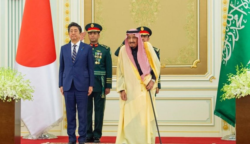 دیدار نخست‌وزیر ژاپن با شاه سعودی در ریاض
