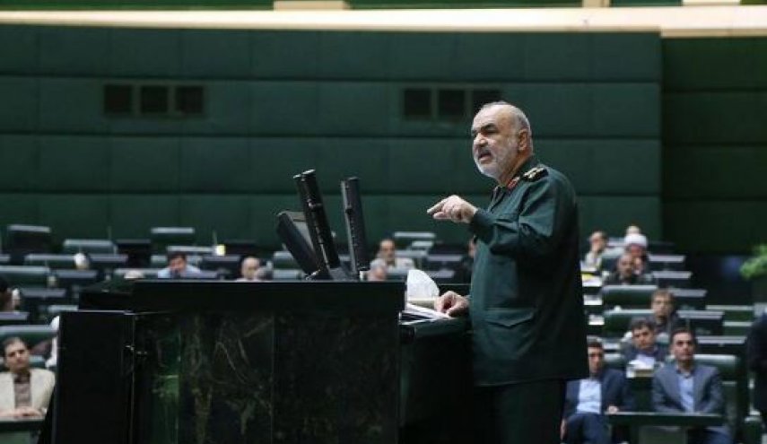 هیچ وقت این‌قدر شرمنده نبوده‌ام؛ هیچ وقت/ آرزویی جز تکه‌تکه شدن پای امنیت و رفاه مردم نداریم/ غلبه بر آمریکا از نظر فنی و تکنولوژی مهم است
