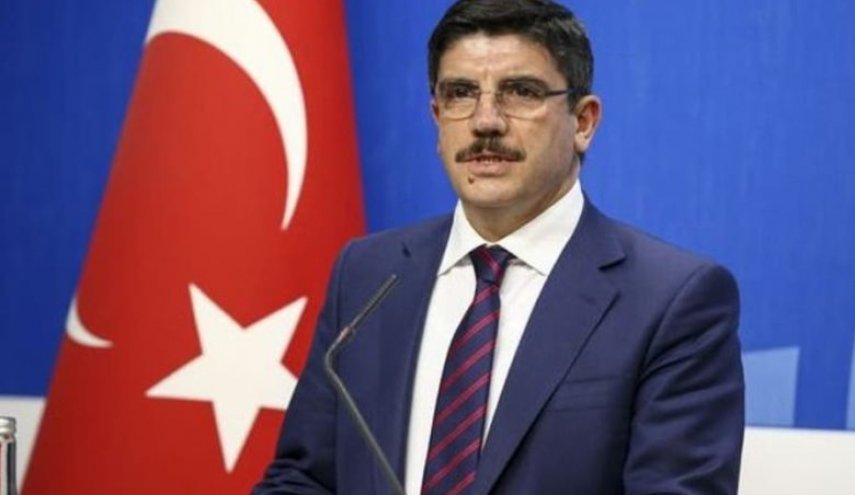 مستشار أردوغان: لا ننوي احتلال ليبيا أو الانسحاب منها