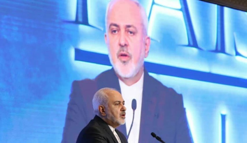 ظریف: ترور سردار سلیمانی پایان حضور آمریکا در منطقه است/ تنها آمریکا و داعش از شهادت سردار سلیمانی خوشحال هستند