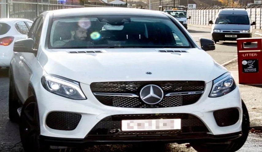 تعرف على أسطول سيارات 'الفرعون' محمد صلاح