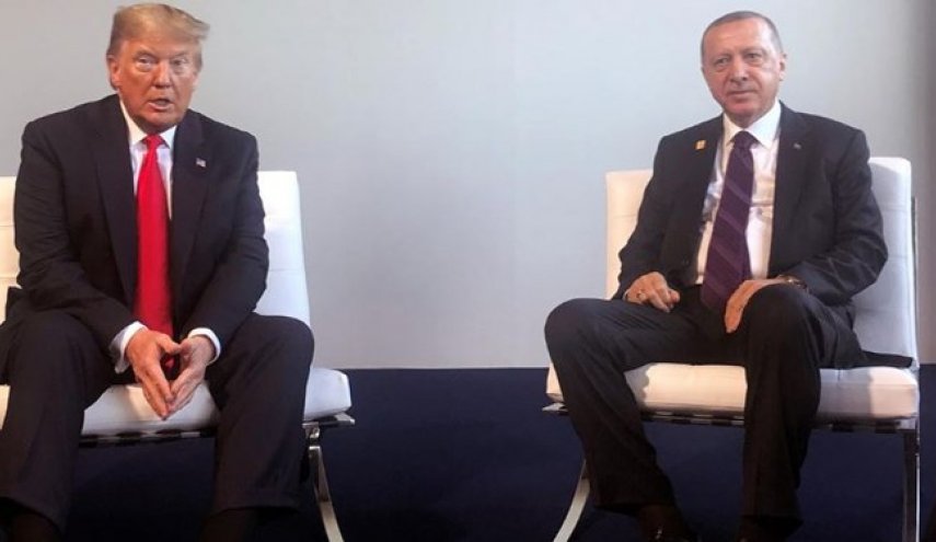 کاخ سفید: ترامپ و اردوغان بر حذف مداخله خارجی در لیبی تأکید کردند
