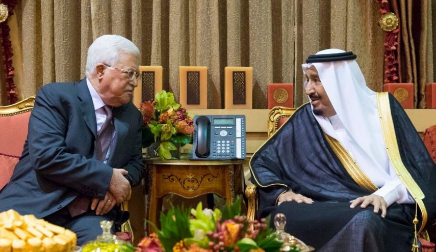 پادشاه عربستان با محمود عباس درباره معامله قرن گفت وگو کرد