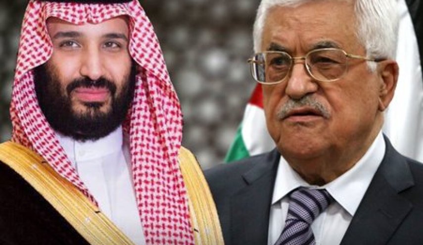 تحلیلگر صهیونیست: بن سلمان مامور اقناع محمود عباس برای پذیرش «معامله قرن» است
