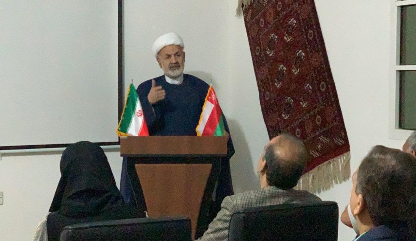 بازگشایی مرکز آموزش زبان فارسی در مسقط