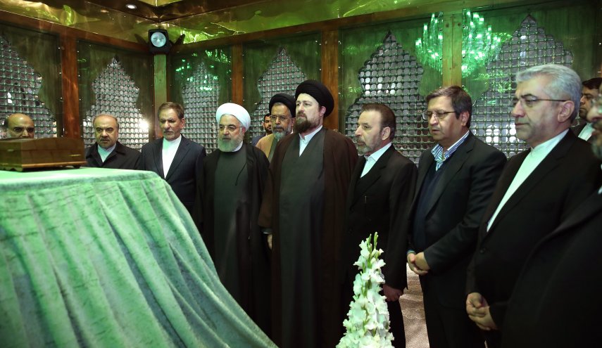 تجدید میثاق رئیس جمهور و اعضای هیأت دولت با آرمان‌های امام راحل و شهیدان