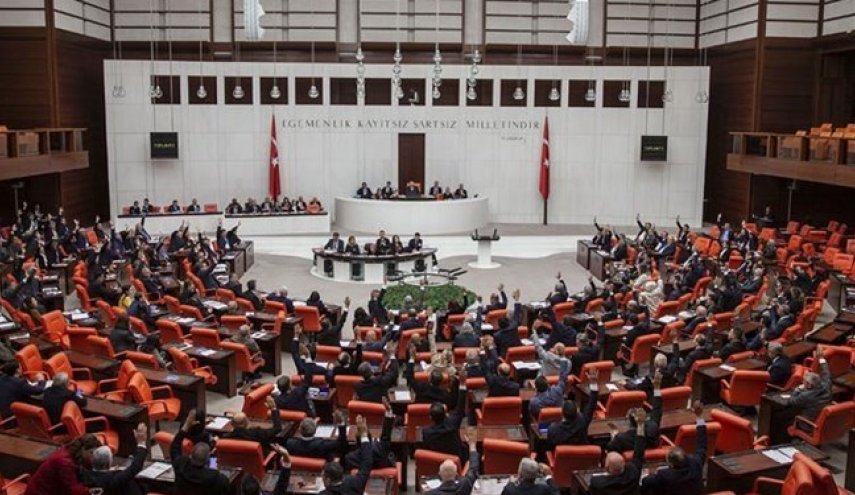 پارلمان ترکیه، تمدید مأموریت نظامی در خلیج عدن را به رأی می‌گذارد

