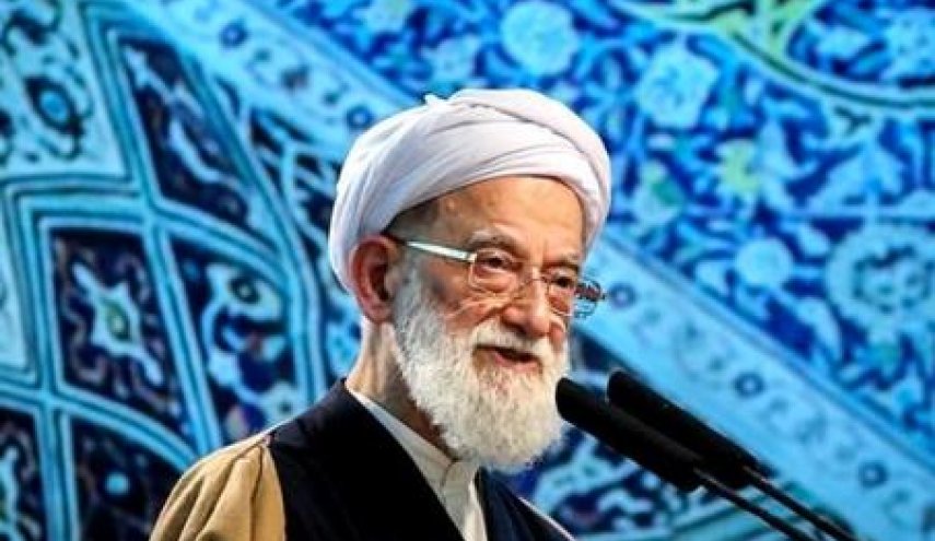 انقلاب اسلامی نگذاشت گردن‌کشان دنیا به هدف‌شان برسند/سعودی‌ها نوکر آمریکا و صهیونیست‌ها هستند
