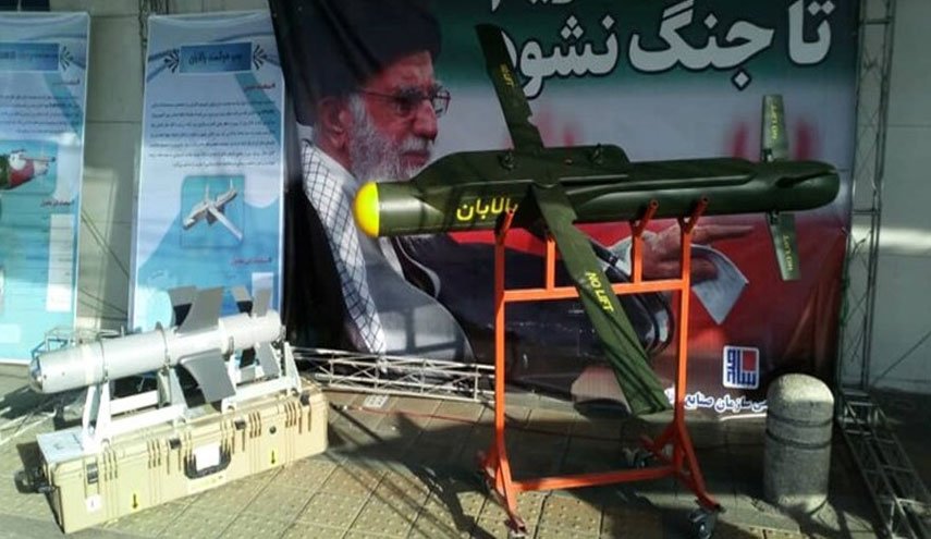 نمایش دستاوردها و تسلیحات صنعت دفاعی کشور در راهپیمایی ۲۲ بهمن 