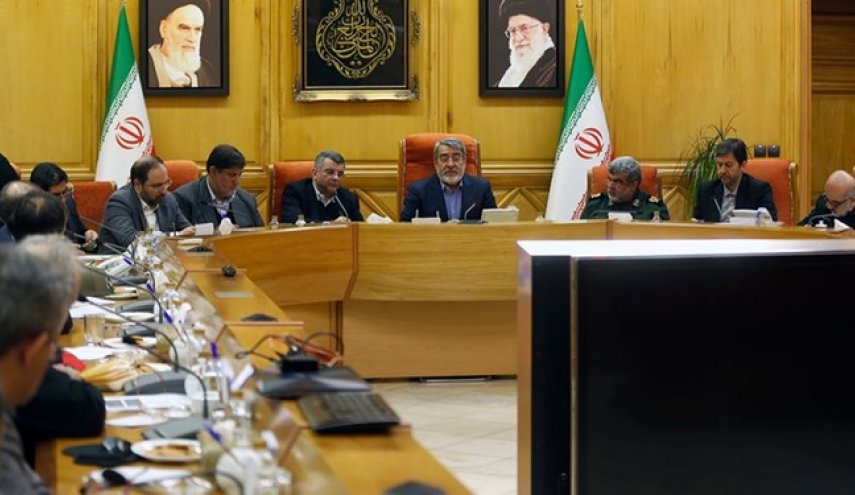 بررسی تدابیر وزارت بهداشت برای پیشگیری از شیوع کرونا با حضور سایر دستگاه های متولى در وزارت کشور