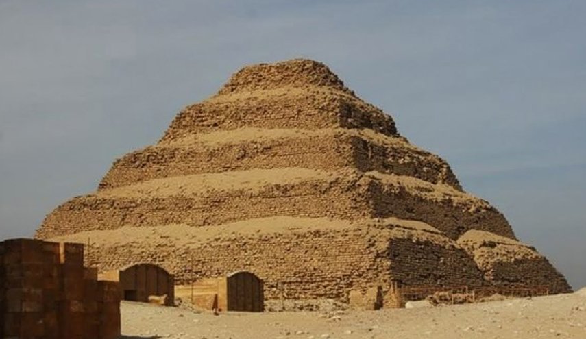 مصر تعيد افتتاح ’أقدم هرم’ يبلغ عمره 4700 عام