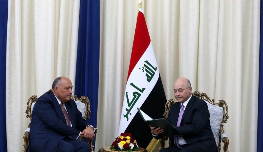 الرئيس العراقي يتسلم رسالة نصية من الرئيس المصري
