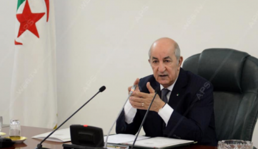 عبد المجيد تبون يأمر بإعادة الجزائريين العالقين بالمغرب