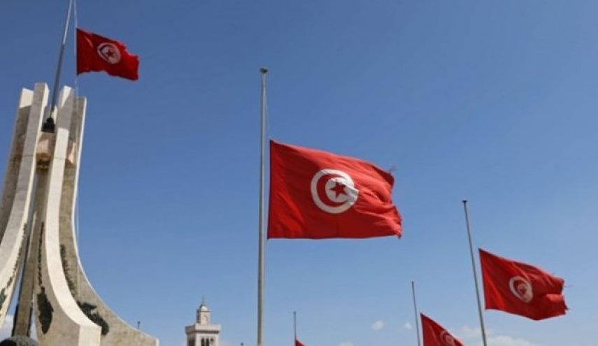 تونس برای مهار کرونا منع آمد و شد شبانه برقرار کرد
