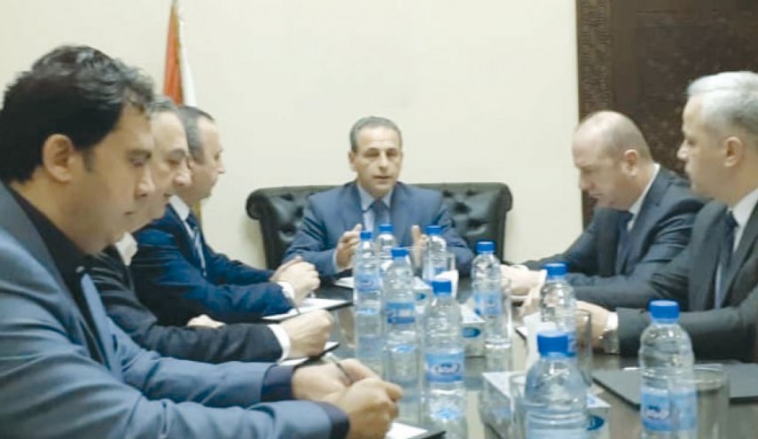 وزير سوري يقدم طلبا للسفير الصيني بشأن كورونا