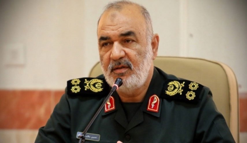پیام فرمانده کل سپاه به سعید نمکی: وزارت بهداشت پیشتاز جهانی نبرد با ویروس کرونا است
