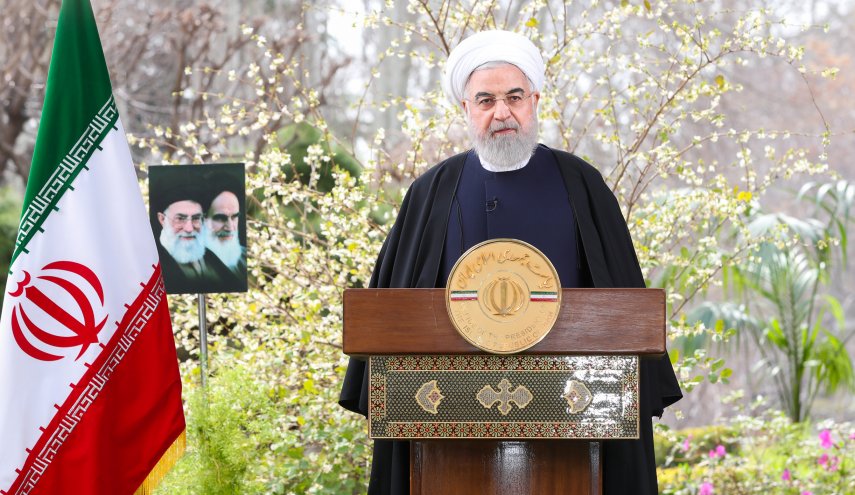 پیام نوروزی رئیس جمهوری: حماسه اداره اقتصاد کشور بدون نفت در سال 98 تحقق یافت/ سال 99 سالِ افتتاح طرح‌های بزرگ، تحول در زندگی مردم و روابط اقتصادی با جهان و تعاملات با همسایگان خواهد بود
