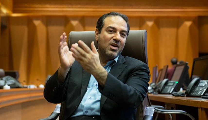 انگلیس ماسک های خریداری شده را تحویل ایران نداد/اروپایی ها بدون تحریم هم در کنترل کرونا مشکل دارند
