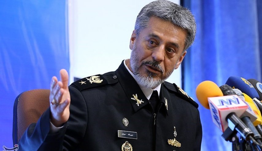 امیر سیاری: تیم‌های جنگ‌ نوین در استان‌ها مستقر شدند/اختصاص ۳۲ بیمارستان ارتش به بیماران کرونایی
