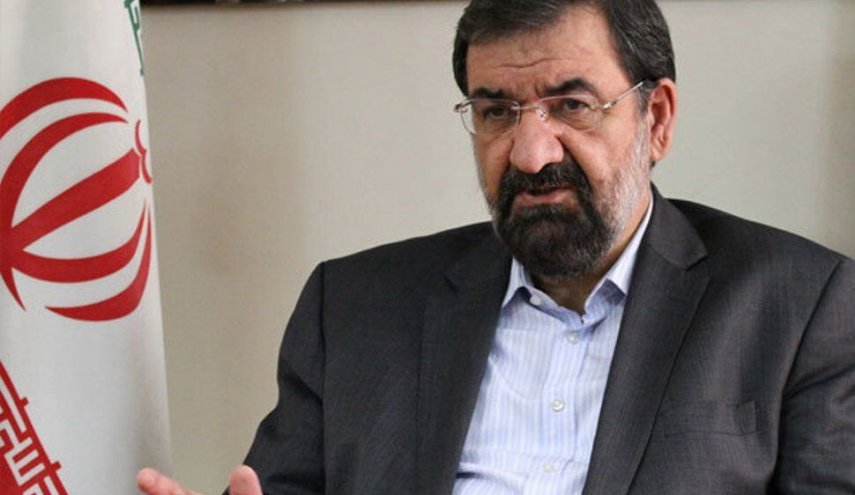 محسن رضایی: می‌خواهند جنازه تحریم‌ها را به ما بفروشند