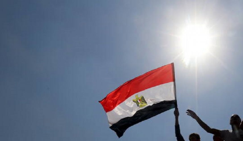  البرلمان المصري يعلق جلساته بسبب فيروس كورونا